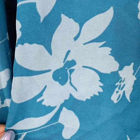 Umgee Blue Teal Floral Notch Neck Balloon Sleeve Tassel Blouse Top New Size S - Picture 9 of 12